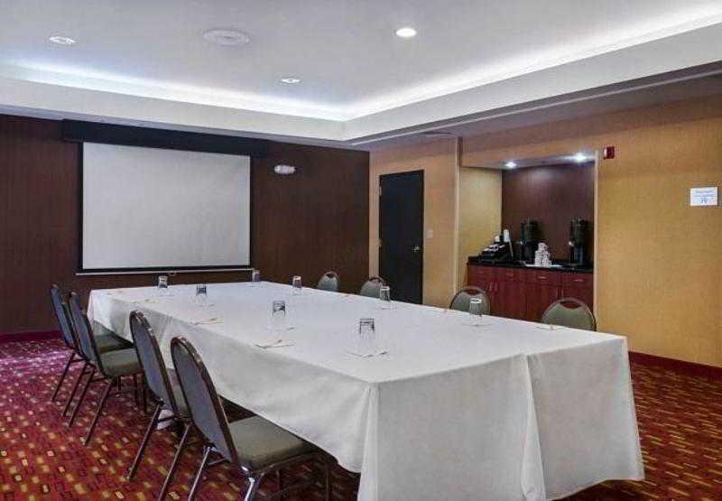 Courtyard By Marriott Boston Westborough