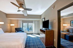 Courtyard By Marriott Boston Westborough